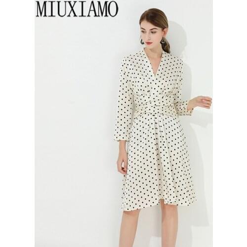 MIUXIMAO High Quality 2020 Acetate Summer&Spring Dress vintage Newest Dot Print Eleghant Casual Dress Women vestidos With Belt