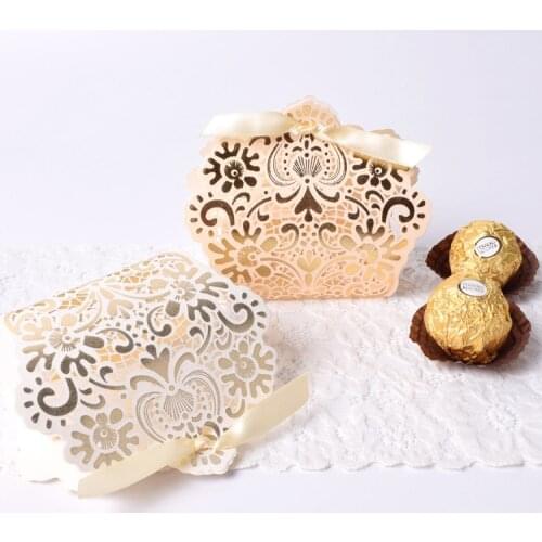 100pcs/lot Laser Cut Wedding Favor Boxes Wedding Candy Box Casamento Wedding Favors And Gifts