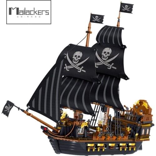 10210 16006 Movie Crossbones Pirates Ship Flagship King Building Blocsks Bricks Creator Boat Toys For Children Christmas Gifts