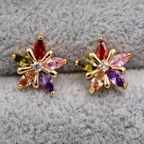 Bohemian Luxury fashion Jewelry Flower Earrings for womens earring with zircon Vocation Style Red Zircon Small Stud Earrings