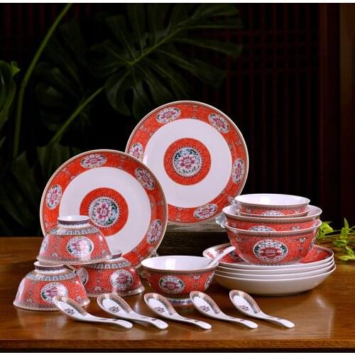 Jingdezhen. Ceramic bowls, dishes, spoons. Tableware sets. Chinese household Bone China rice bowls
