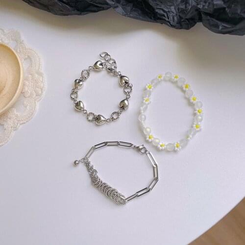 Origin Summer Sweet Vintage Beaded Circle Charm Bracelet for Women Girls Love Heart Metal Flower Chunky Chain Bracelet Jewelry