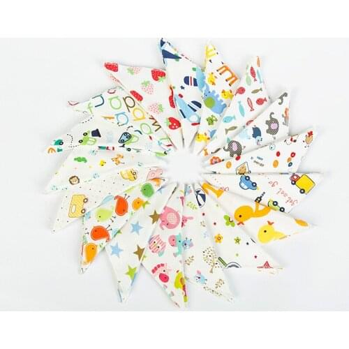 Cute Double Print Bibs 100% Cotton Cartoon Triangle Baby Bib for Burp Cloth Infant Scarf Waterproof Dinner Feeding Bibs