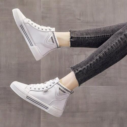 High-Top Leather White Shoes Women 2021 Autumn and Winter new Korean Style All-Match Casual Shoes Women