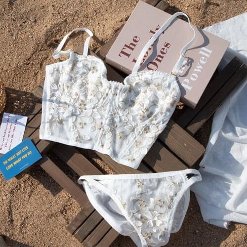 Sweet Vintage Style White Bra & Panties Set Lace Embroidery Wirefree Soft Super Thin Underwear Sleep Intimates Set Kawaii Lolita