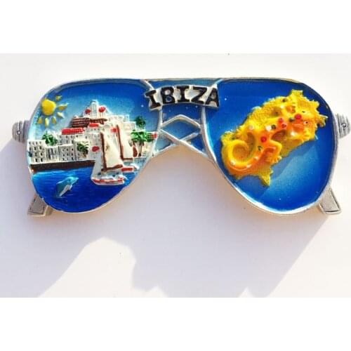 QIQPP Spain Ibiza Sea View Map Lizard Sunglasses Tourism Commemorative Decorative Crafts Magnetic Fridge Magnet