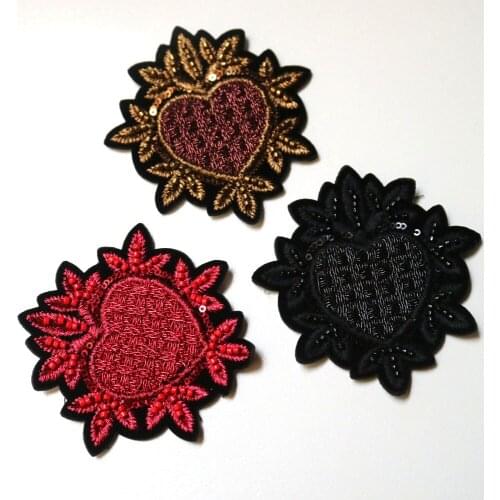 Fashion heart beaded appliques patches for clothing DIY sew on rhinestone patch Embroidery parches bordados para ropa