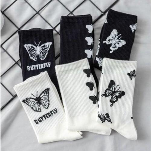 Cute Butterfly Couple Socks Women Ladies Female White Black Japanese Middle Tube Deodorant Soft Polyester Socks 2021 Hot Sale