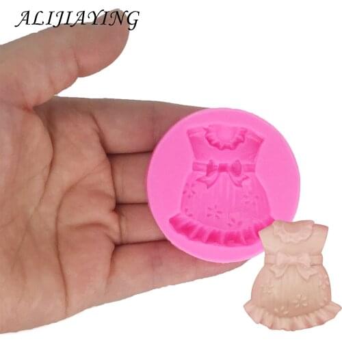 DIY Boy girl clothes Silicone Molds Baby clothing cake mould Fondant Cake Decorating Tools chocolate dessert moulds D1369