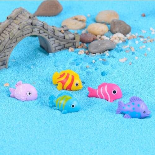 ZOCDOU 1 Piece Colorful Undersea Cartoon Fish Fishbowl Model Small Statue Figurine Crafts Figure Goldfish Ornament Miniatures
