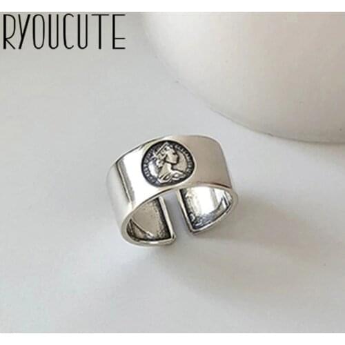 Retro Vintage Silver Color Queen Rings for Women Engagement Jewelry Adjustable Finger Rings Anillos 2019
