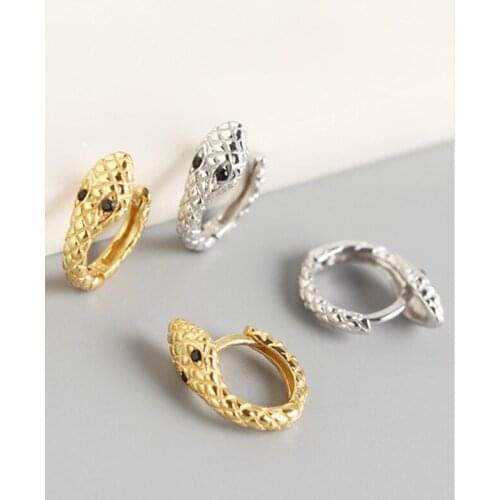 Creative snake-shaped earrings female European style hot selling 925 sterling silver cold style personalized ear buckles