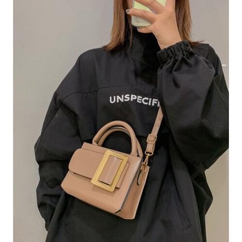 Retro messenger small bag 2021 new female tide wild one-shoulder fashion girl texture pure color temperament lady