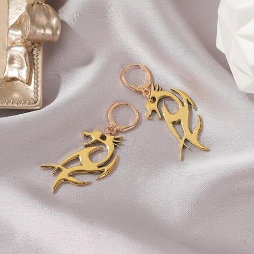 Hollow Dragon Pattern Pendant Earrings for Women Round Circle Ear Buckle Huggie Hoop Earrings Punk Style Ear Ring Jewelry