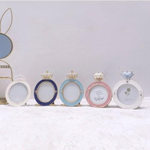 Nordic Style 3 Inch Diamond Crown Photo Frame Small Swing Table Round Rhinestone Metal Light Luxury Exquisite Wedding Gift