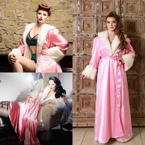 Pink Fur Night Robe Long Sleeves Winter Thicken Sleepwear Party Celebrity Dress Floor Length Nightgowns Robes