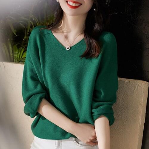 V-neck knitted woolen sweater with womens nine-point sleeve short knit sweater bottoming shirt top 2020 fall fashion sweater