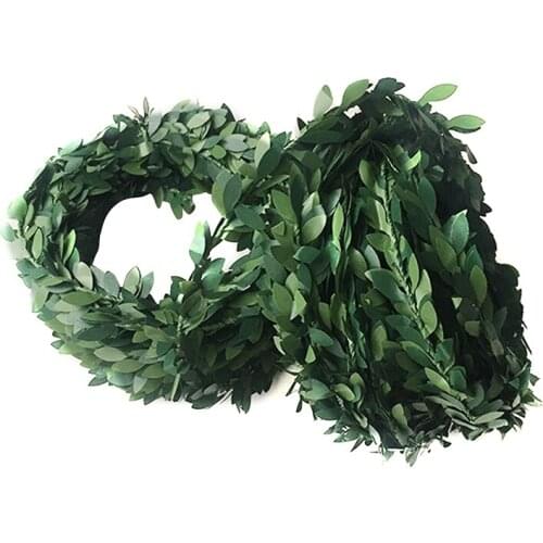 Artificial Rattan Christmas Wreath Green Leaf Laying Vines Decoration Pendant Garland Wall Home Holiday Party Wedding Decoration