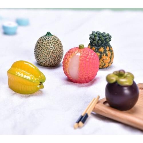 Artificial Fruit Eco-friendly Vivid Resin Fine Workmanship Miniature Fruits Photography Props Miniature Watermelon Statue