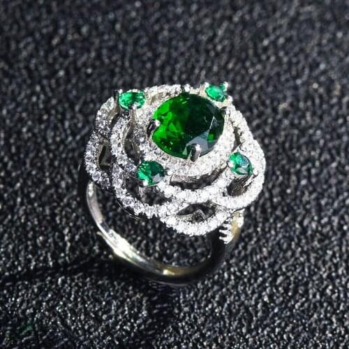Vintage Flower Rings Inlay Oval Green Zircon Europe America Luxury Geometry Jewelry For Women Wedding Dainty Anniversary Gifts