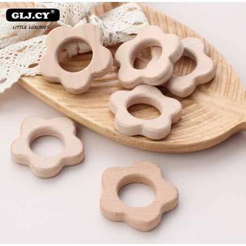 Wooden Flower Teether Wood Rings Beech Teething Grasping Wooden Animal Toy Rodent Baby Pendant DIY Pacifier Chain Teething Toys
