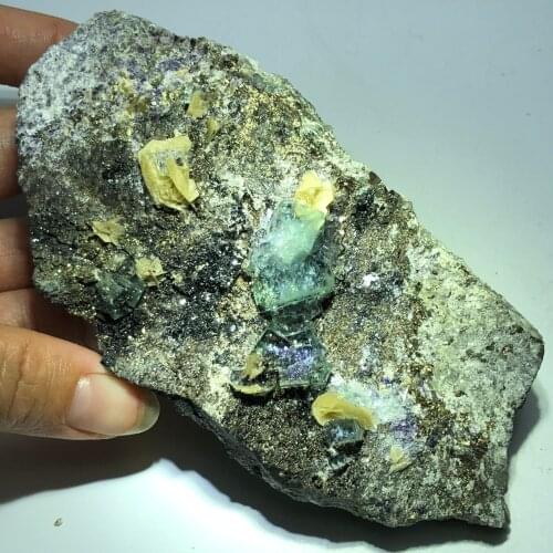 347.7gNatural blue purple heart fluorite mica wolframite metal mineral specimen energy teaching home decoration collection cryst