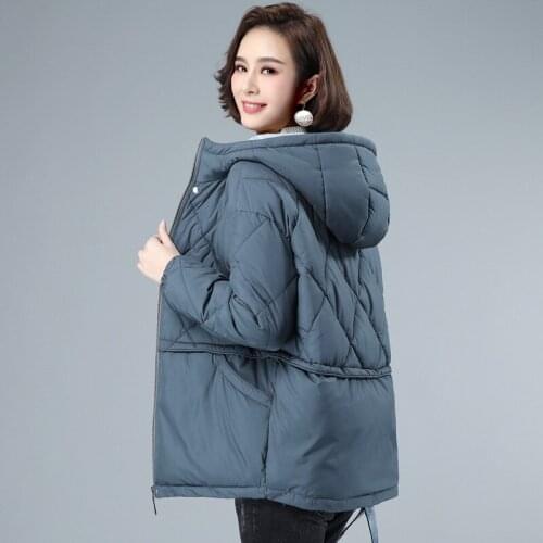 Womens Padded Clothes Warm 2020 New Korean Fashion Winter Coat Thick Warm Hooded Cotton Jacket Female Zipper Pocket Outerwear