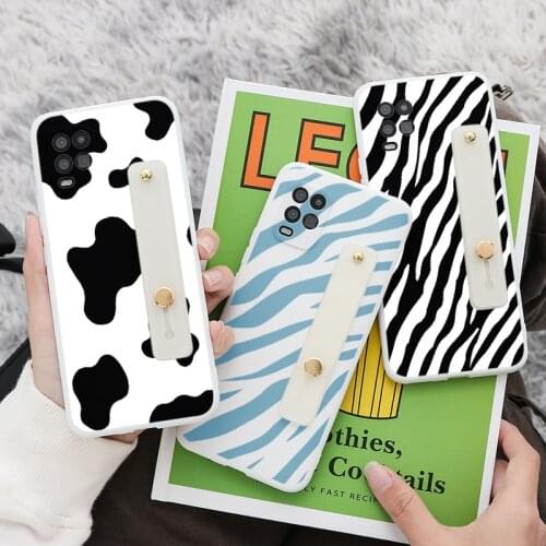 Cute Cows Case For Xiaomi Redmi Note 7 10S 8T 5 8 9S 9C 9A Mi Poco F3 X3 NFC M3 9 10 9T 10T Pro 11 Lite A3 TPU Wrist Strap Cover