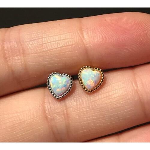 1Pc Heart Opal Daith Helix Earring Stainless Steel 16G Silver Gold Tragus Conch Cartilage Sung Piercing Woman Earring