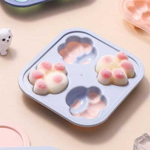 Creative Silicone Ice Cube Mold Household Frozen Ice Tray with Lid Cute Cat Paw Ice Cream Mold DIY Popsicle Molds Ice Pop Maker
