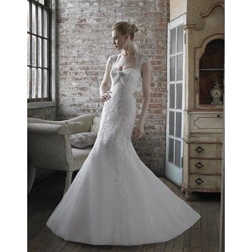 Free shipping embroidered lace mermaid organza 3-D rosettes beaded appliques Queen Anne key hole back wedding dress bridal gown