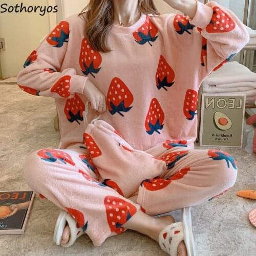 Women Strawberry Printed Pajama Sets Sweet Girls Loose Cozy Ankle Length Pants Trendy Thicker Sleepwear Females Flannel Lounge