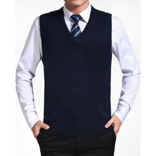 New Arrival Sweater Vest Casual Solid Color Mens Vest Men Sweaters Wool Pullover Mens V-Neck Sleeveless Vest Brand Clothing