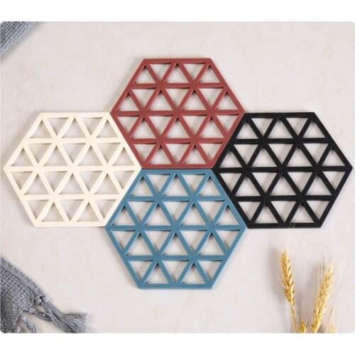 1pc Hollow Insulation Coaster Pads Table Bowl Mats Heat Resistant Placemat Coffee Cup Tea Mug Coasters for Home Table Pad Decor