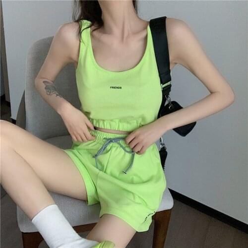 EACHIN Woman's Sport Customs