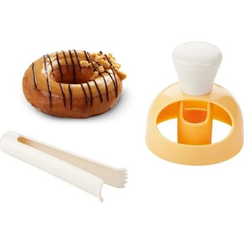 Donut Mold Baking Tools DIY Cake Mould Chocolate Biscuit Cake Mold Non-Stick Candy Mold Silicone Donut Baking Pan Kitchen Tools