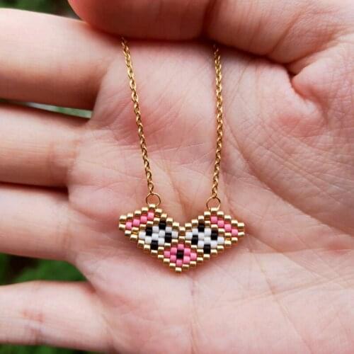 FAIRYWOO Miyuki Sweet Heart Necklace & Pendant in Jewelry Collier Choker Sexy Lip Shape Pendant Women Gift Delica Tiny Necklaces