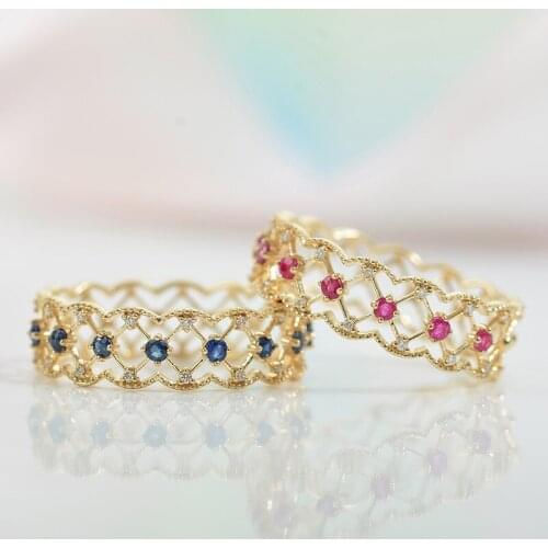 Dainty Exquisite Rings Vintage Lace Ring Set Gold Color Blue and Red Crystal Wedding Band Ring Women Girls Rings Jewelry Party