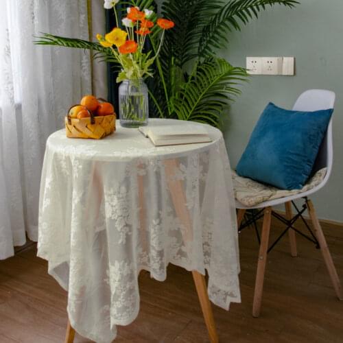 SANYOUEU Lace Tablecloths On The Table