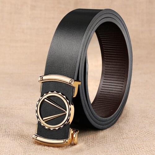 2021 V Letter Business Mens Belt Alloy Buckle Mens Belt Leather Cowhide Strap Mens Mens Brand Luxury