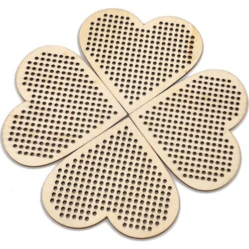10pcs Hollow Heart Pattern Wooden Scrapbooking Painting Collection Craft Handmade DIY Accessory Home Decoration