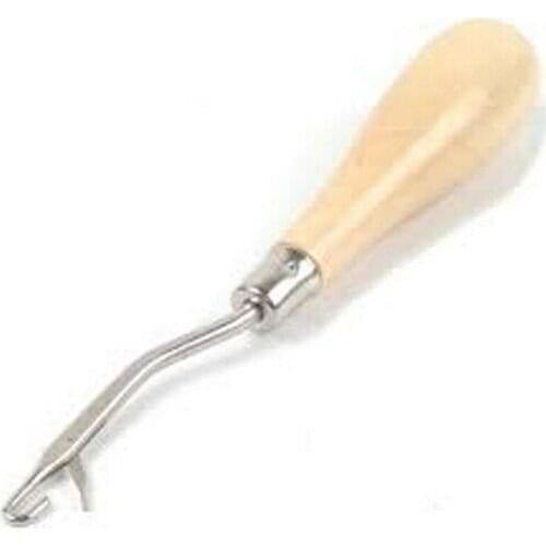 1pc Practical Wooden Handle Crochet Needle Latch Hook Puller Tool for Rug Making