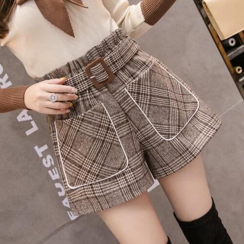 Plaid woolen shorts womens winter wear 2021 spring and autumn new high waist Joker slim wide leg boots pants stripes