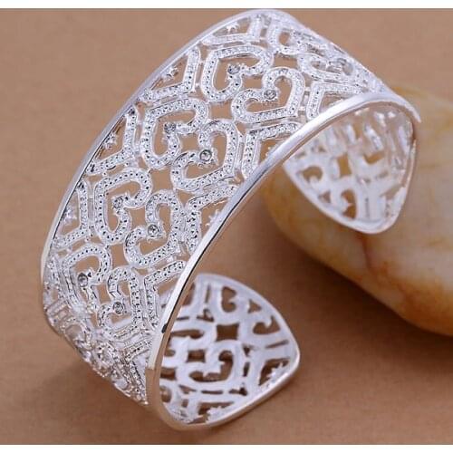 Inlaid Hearts Opened Silvery Bangles Silver Color Bracelet Wholesale Free Shipping Charm Christmas Gifts Fashion Jewelry B166