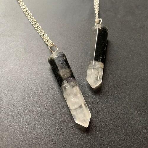 White Black Tumbled Stones Chips Hexagonal Crystal Necklace Orgone Energy Yin Yang Pendant Necklace Dropship Wholesale