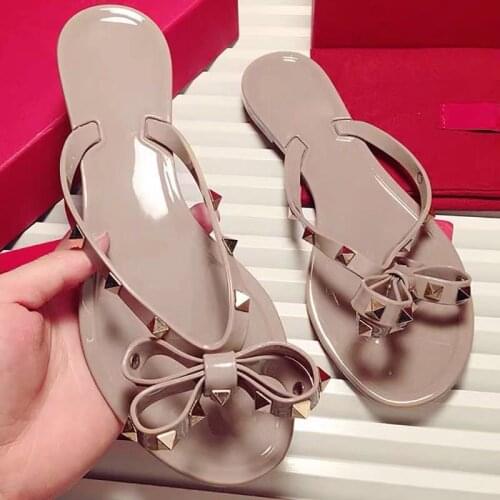 Sandals Bow Rivets Herringbone Drag Women Flat Heel Non-slip Clip Beach Slippers womens shoes slipper women