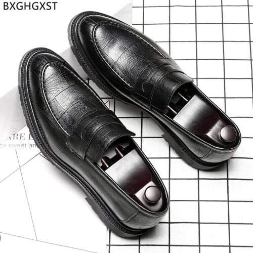 Penny Loafers Men Dress Shoes Mens Fashion Black Leather Shoes Men Formal Brown Party Shoes for Men 2021 Chaussure Homme Zapatos