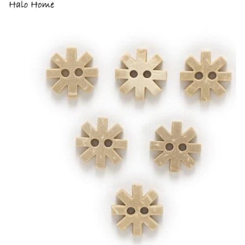 30pcs 2 Hole Snowflake Coconut Buttons Decor Handwork Sewing Scrapbooking Home Clothing Gift Card Making DIY 13mm