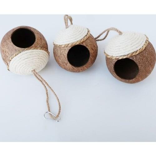 Parrot coconut shell bird nest Birds Nest Hamster squirrel breeding nest Warm nest Coconut Shell nest parrot toys