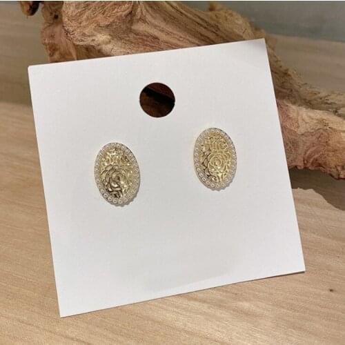 2021 New Korean Elegant Classic Simple Pearl Rose Face Oval Stud Earrings For Women Fashion Wedding Party Jewelry Oorbellen